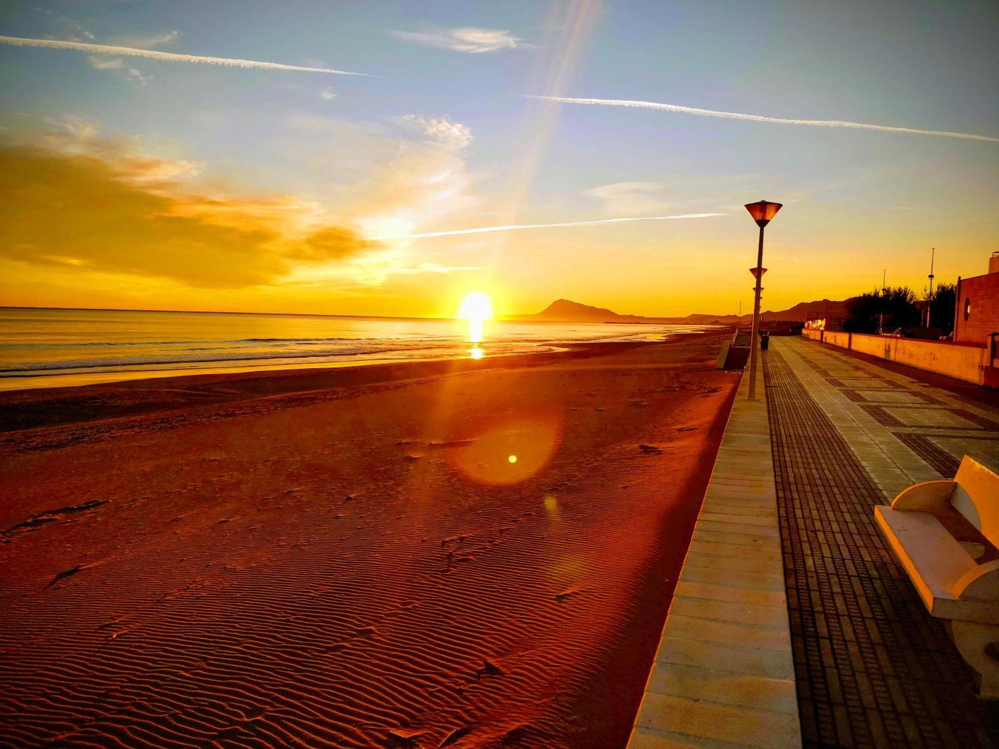 Hello Piles Beach Javier Bagian luar foto